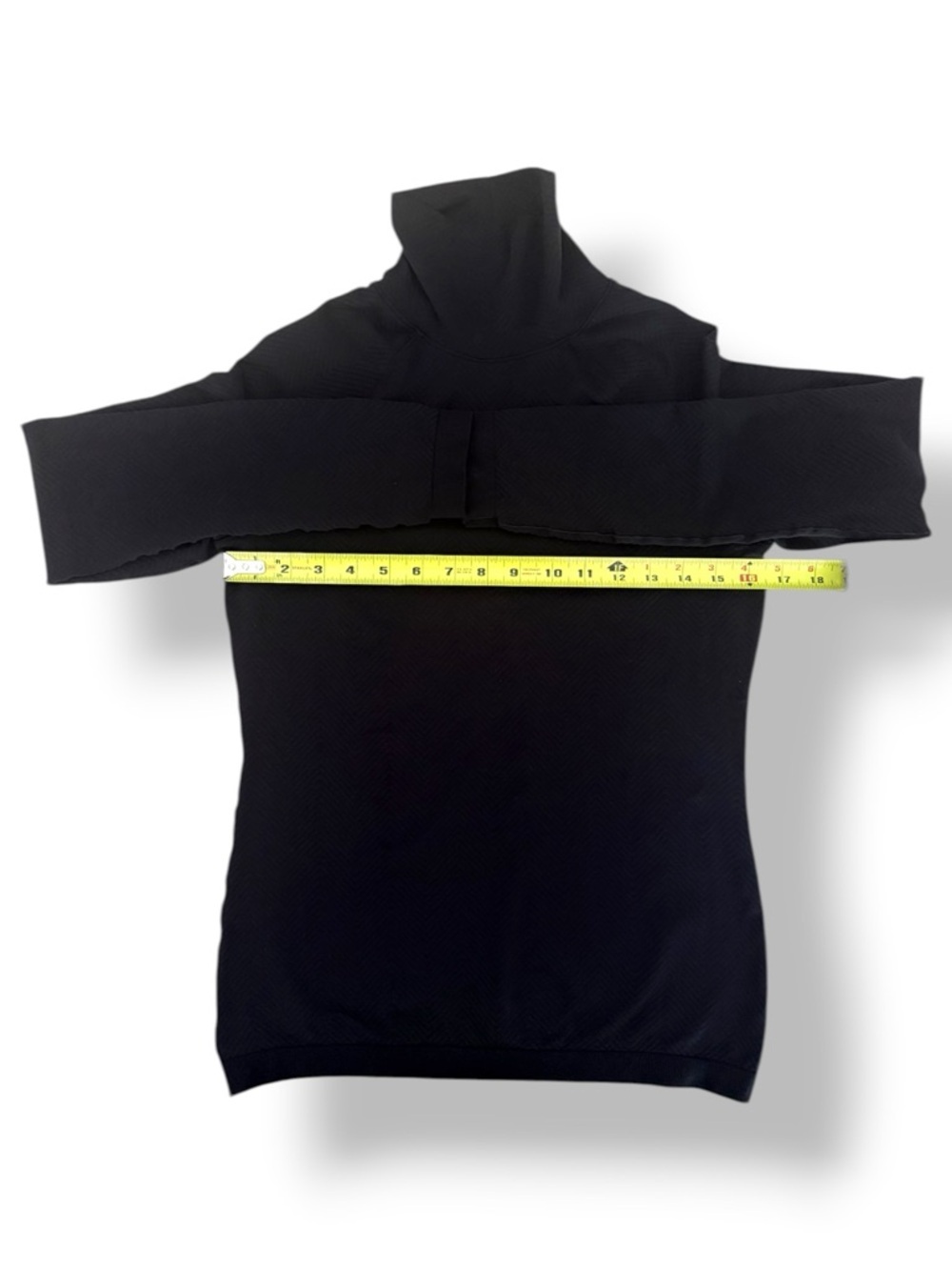 FIGS Threads for Threads Black Seamless Mock Neck Long Sleeve Underscrub M - Picture 5 of 8